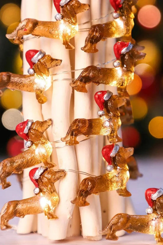 Twinkle Tails 2025 – Mini Doxie Tree Lights