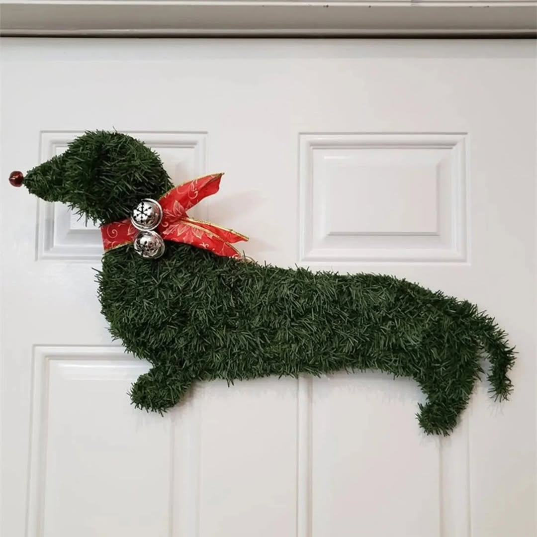 Furry Wreaths™ – Dachshund Edition 2025 🌲